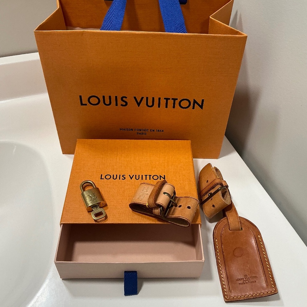 Louis Vuitton misc items set